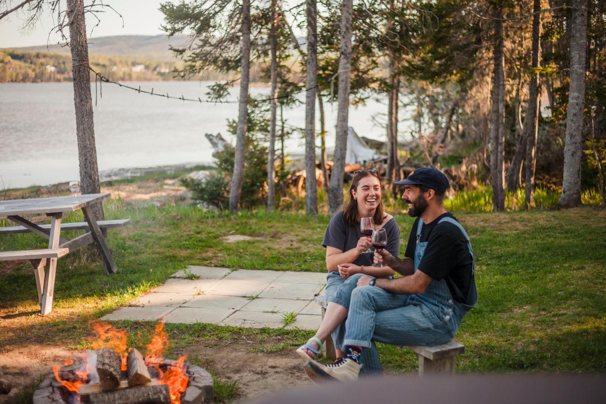 Chalets Du Bout Du Monde Gaspe Bagian luar foto